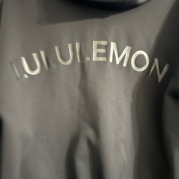Lululemon shaped expression hooded jacket - Picture 6 of 7